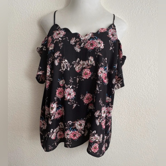 Bags to Wishes Floral Off Shoulder Cold Shoulder Top 2X - Picture 2 of 6
